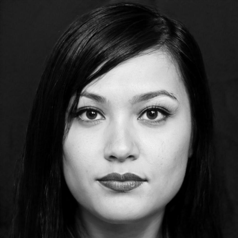 Eloise Thornbridge financial modeling expert